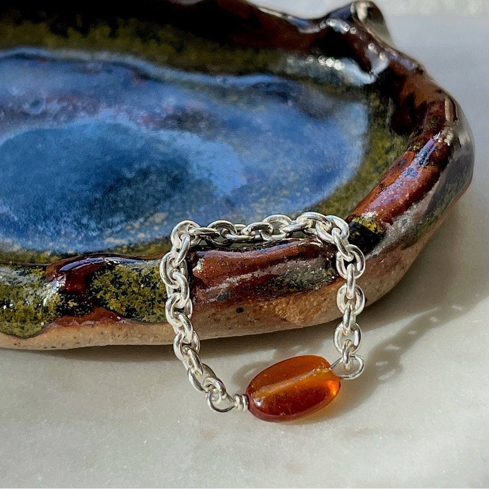 Sterling Silver Rolo Chain Garnet Gemstone Ring - Picture 2 of 3